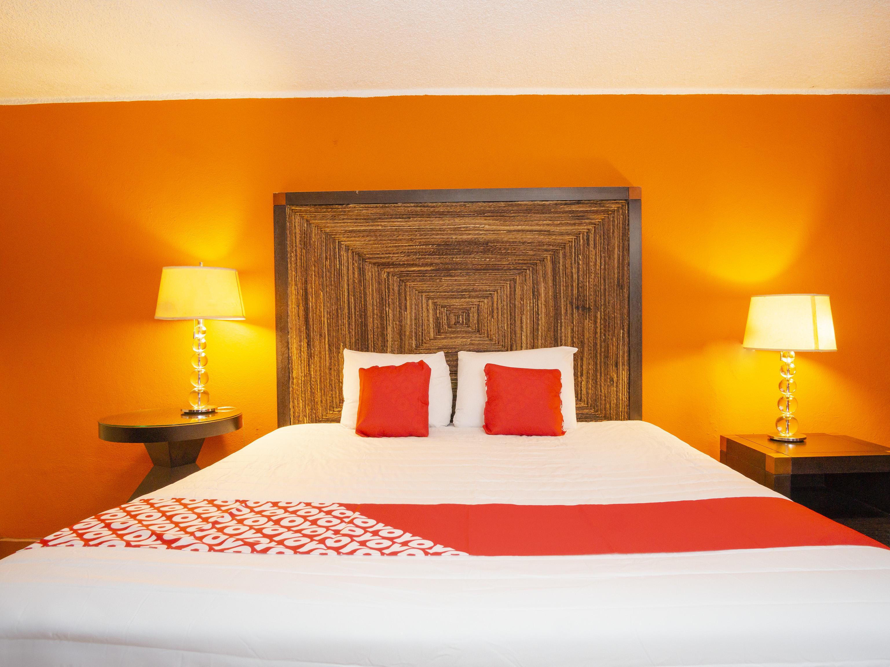 Oyo Hotel Hacienda Don Luis, Rosarito Zewnętrze zdjęcie A typical OYO hotel room