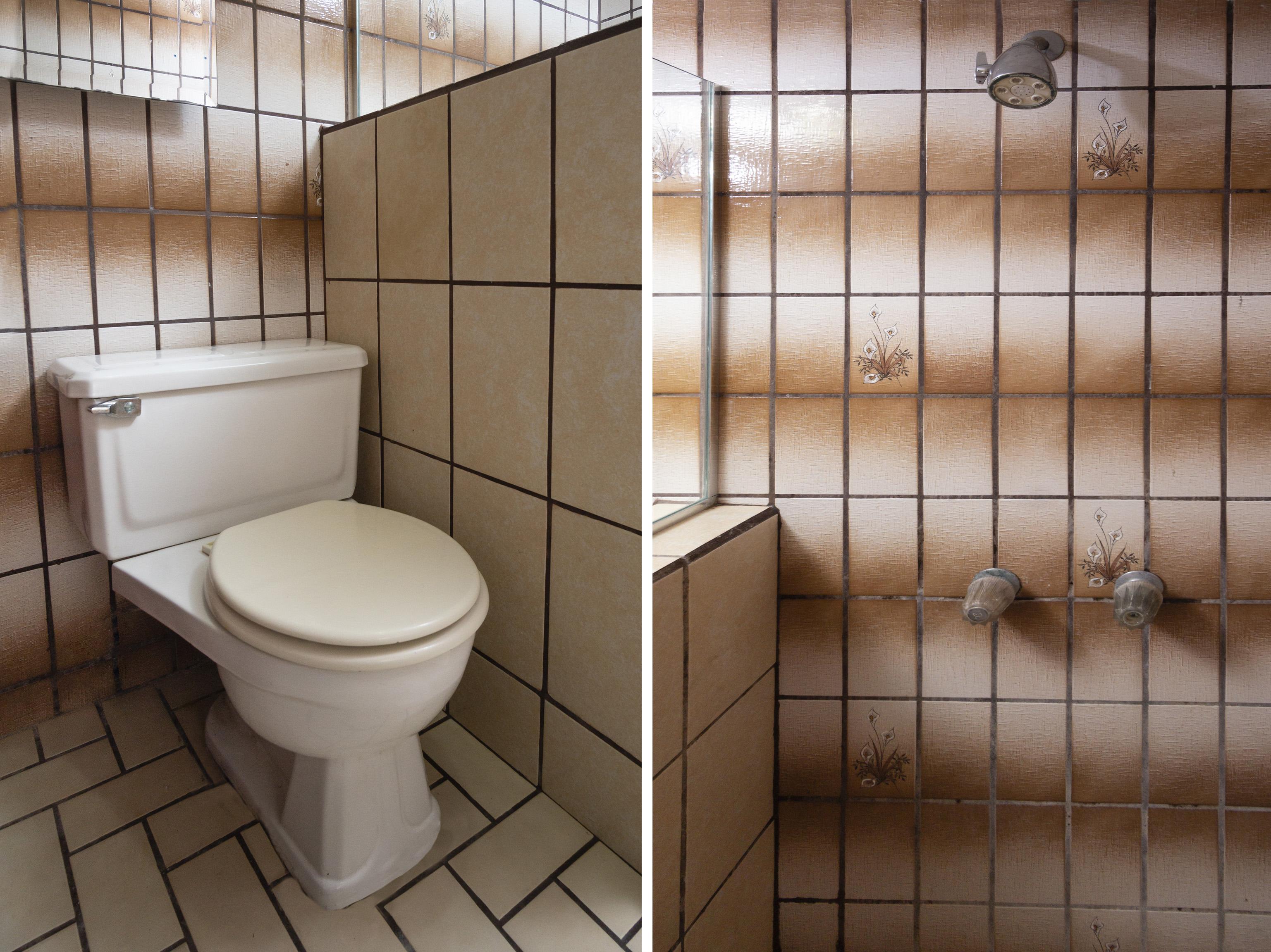 Oyo Hotel Hacienda Don Luis, Rosarito Zewnętrze zdjęcie Bathroom tiles