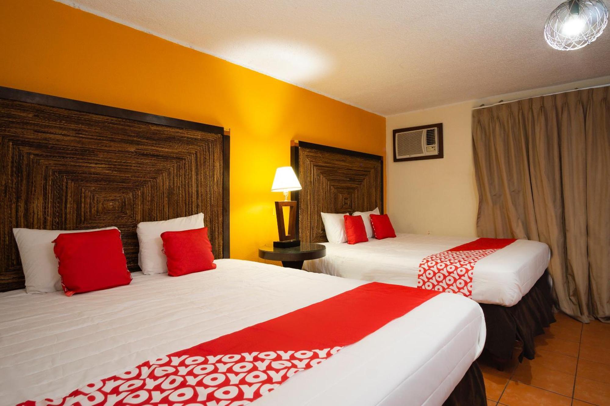 Oyo Hotel Hacienda Don Luis, Rosarito Zewnętrze zdjęcie A typical OYO hotel room in Mexico City